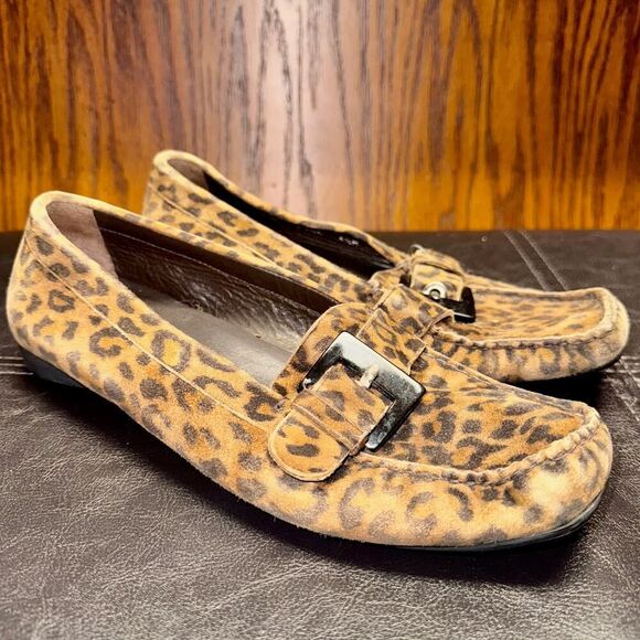 Stuart Weitzman Buckleberry Brown Black Cheetah Print Suede Loafers - Size 6.5 - Picture 5 of 11